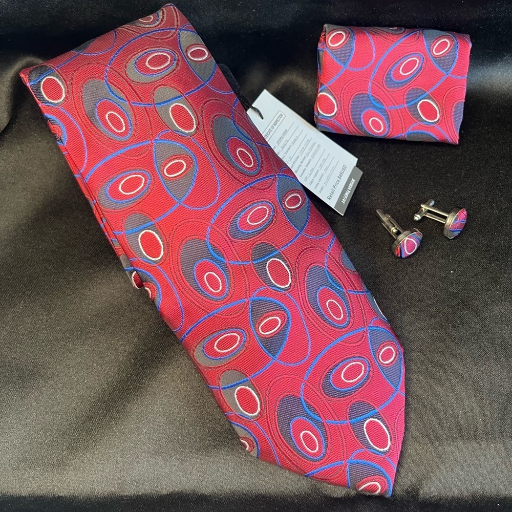 NWT-Silk Elegant Red Patterned Tie Set